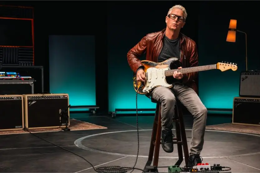 Mike-McCready-Fender-Guitar