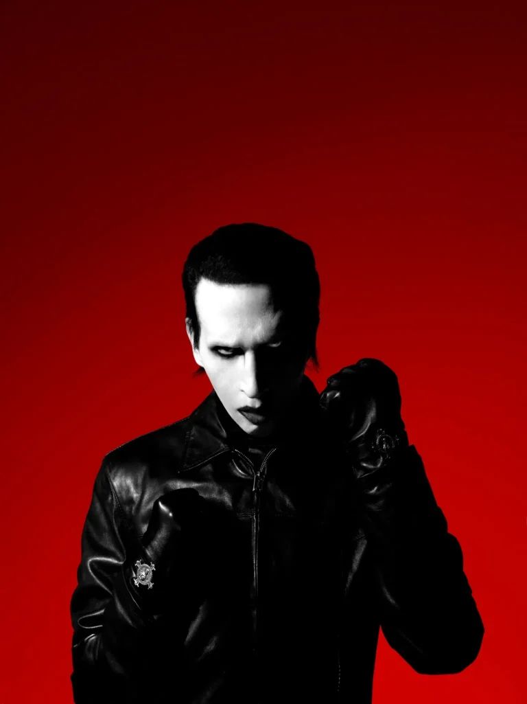 Marilyn_Manson_Red_Wall